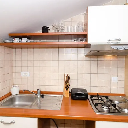 Senjo - One Bedroom With Balcony And Side Sea View 6 아파트 챠브타트